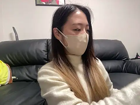 Snapshot of yazawa_oO chatting on 03/16/25, 01:49 yazawa oO online show from 03/16/25, 01:49