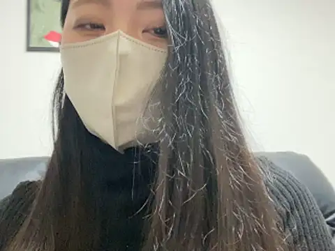 Snapshot of yazawa_oO chatting on 03/05/26, 10:50 yazawa oO online show from 03/05/26, 10:50