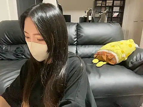Snapshot of yazawa_oO chatting on 07/18/26, 11:19 yazawa oO online show from 07/18/26, 11:19