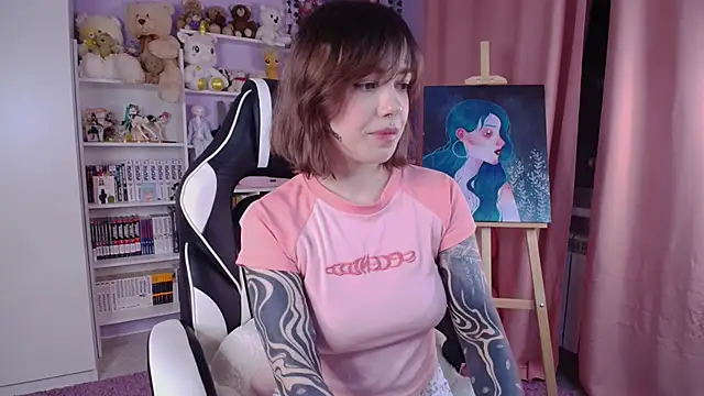 Snapshot of Catharsisi chatting on 01/16/25, 06:37 Catharsisi online show from 01/16/25, 06:37