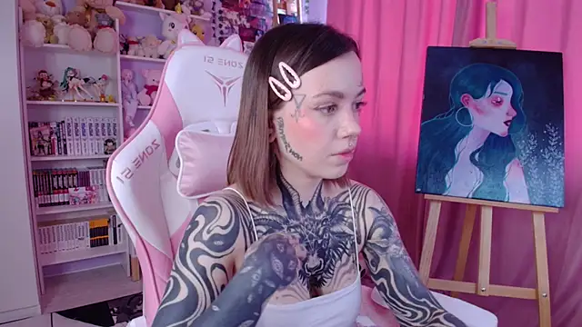 Snapshot of Catharsisi chatting on 03/15/25, 11:29 Catharsisi online show from 03/15/25, 11:29