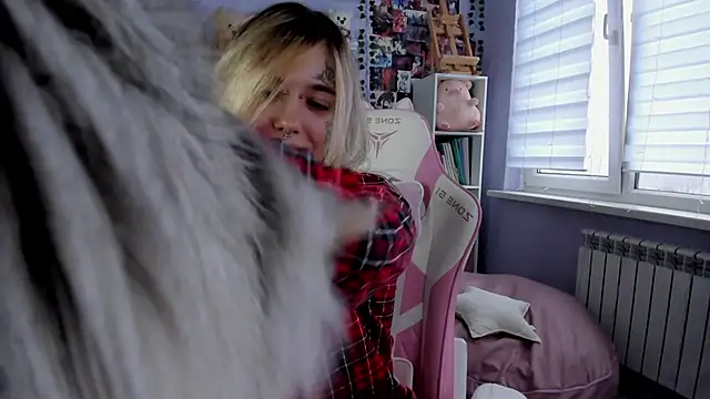 Snapshot of Catharsisi chatting on 03/01/26, 01:35 Catharsisi online show from 03/01/26, 01:35