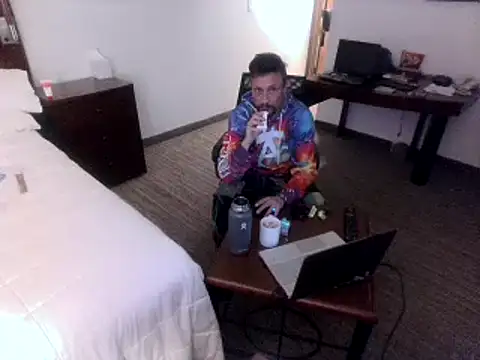 Snapshot of AQuickPhyx chatting on 01/10/25, 10:04 AQuickPhyx online show from 01/10/25, 10:04