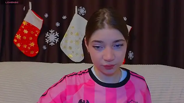 Snapshot of CassJonn chatting on 01/13/25, 04:51 CassJonn online show from 01/13/25, 04:51