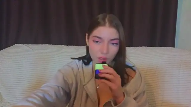 Snapshot of CassJonn chatting on 01/30/25, 06:54 CassJonn online show from 01/30/25, 06:54