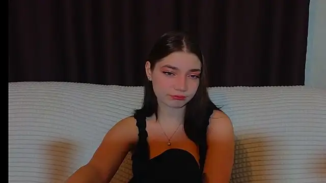 Snapshot of CassJonn chatting on 02/21/25, 06:37 CassJonn online show from 02/21/25, 06:37