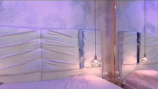 CatarinaMayer  online show from 12/04/25, 09:56