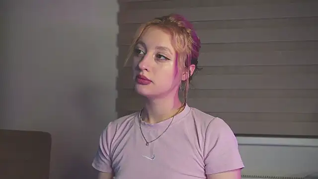 milasmiu online show from 01/29/25, 03:04