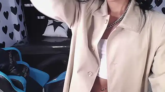 victoria ricci a online show from 02/19/25, 05:49