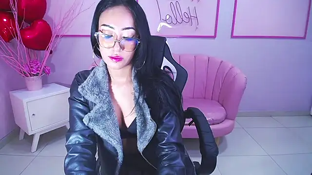 victoria ricci a online show from 03/04/25, 07:32