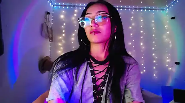 victoria ricci a online show from 03/09/25, 04:16