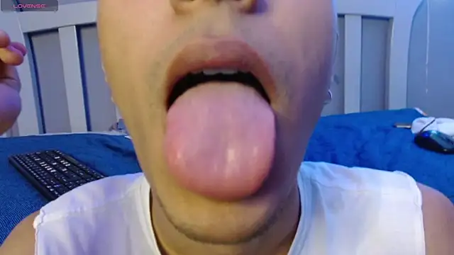 HarolddXL online show from 01/13/25, 03:47