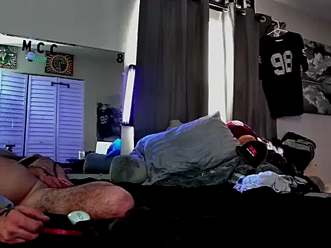 Snapshot of 1badfucka chatting on 02/15/25, 11:14 1badfucka online show from 02/15/25, 11:14