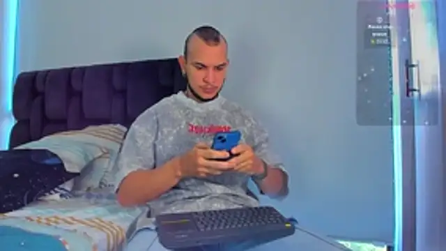 austinoficial online show from 02/11/26, 09:20