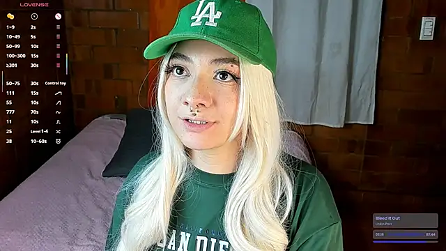 Annycolin  online show from 01/24/25, 11:45