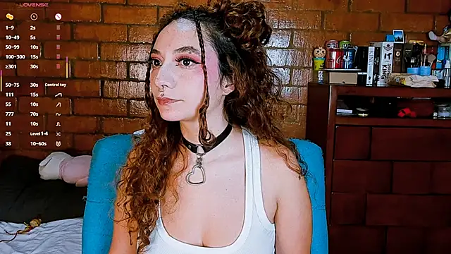 Annycolin  online show from 05/05/26, 10:51