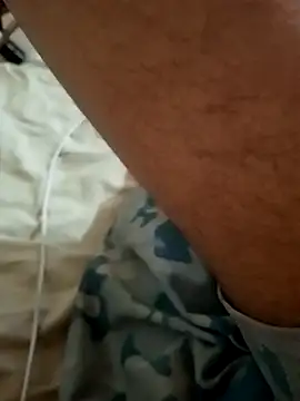 Snapshot of nxus77 chatting on 09/29/25, 03:33 nxus77 online show from 09/29/25, 03:33