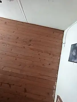 Snapshot of nxus77 chatting on 11/14/25, 03:16 nxus77 online show from 11/14/25, 03:16