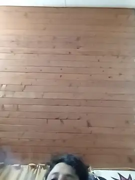 Snapshot of nxus77 chatting on 11/17/25, 11:43 nxus77 online show from 11/17/25, 11:43