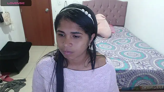 july-feria online show from 02/14/25, 10:58