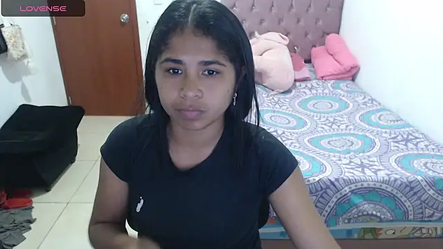 july-feria online show from 02/20/25, 10:15