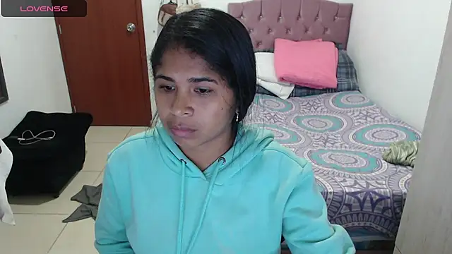 july-feria online show from 03/18/25, 11:20