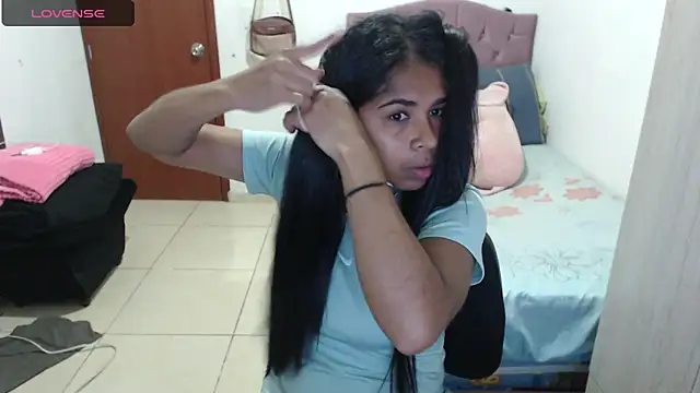 july-feria online show from 09/17/25, 06:31