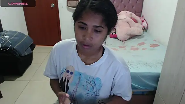 july-feria online show from 10/11/25, 05:11