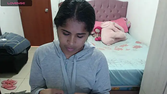 july-feria online show from 10/21/25, 08:42