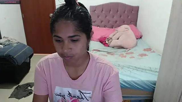 july-feria online show from 10/28/25, 05:26