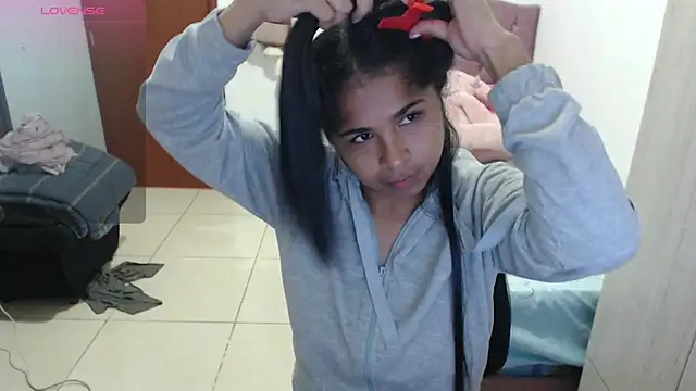 july-feria online show from 11/17/25, 10:15