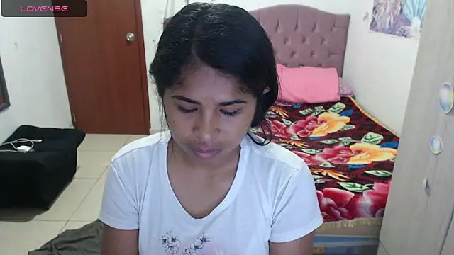 july-feria online show from 12/18/25, 10:16