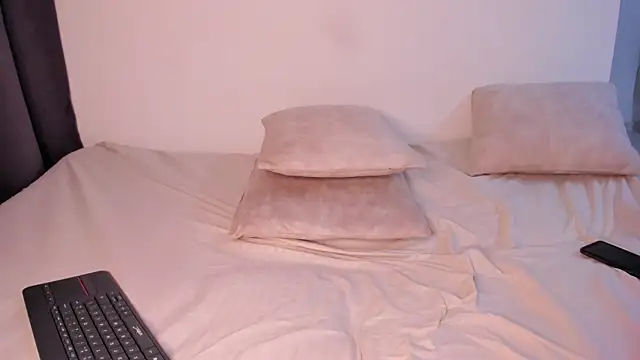 arturguy00 online show from 02/12/25, 12:58