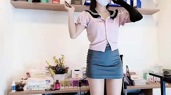 Snapshot of Lush-Office chatting on 01/21/25, 07:58 Lush-Office online show from 01/21/25, 07:58