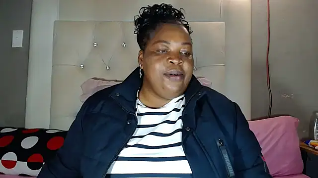 omalicha98 online show from 05/05/26, 06:10