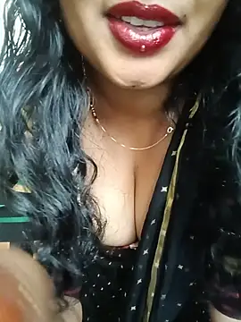 Snapshot of Haseena_Baby chatting on 07/07/26, 06:38 Haseena Baby online show from 07/07/26, 06:38