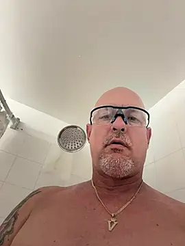 Snapshot of carlospingalinda chatting on 03/15/25, 07:48 carlospingalinda online show from 03/15/25, 07:48