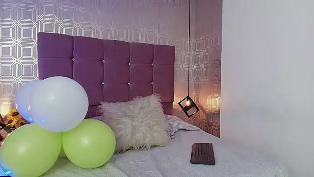 victoriapalmerfg online show from 03/20/25, 11:02