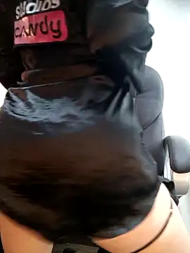 zahra Jalid online show from 10/12/25, 03:55