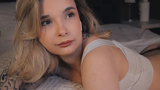 Bella Alita online show from 03/22/25, 08:26