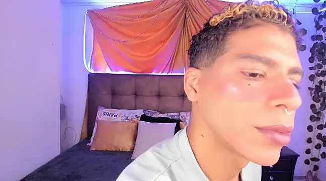 Ethan Boyy online show from 03/10/25, 06:23