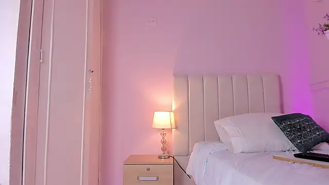  isabela x online show from 01/14/25, 09:41