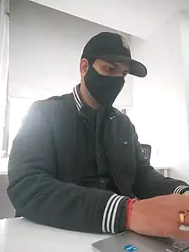 NikaYeptho online show from 12/17/25, 05:02