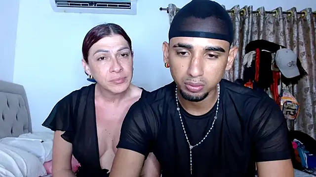 Snapshot of sweethoneytsx chatting on 11/09/25, 09:57 sweethoneytsx online show from 11/09/25, 09:57