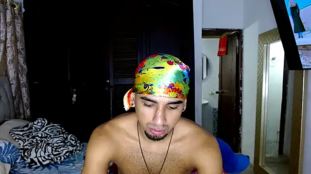 Snapshot of sweethoneytsx chatting on 02/20/26, 08:20 sweethoneytsx online show from 02/20/26, 08:20