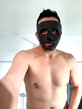 Snapshot of dennygladiator chatting on 03/18/25, 09:20 dennygladiator online show from 03/18/25, 09:20