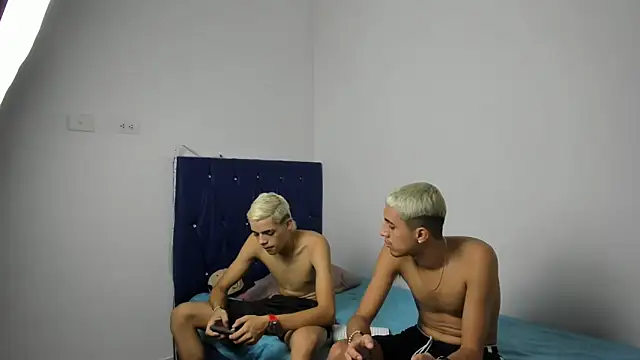 Latinos 2001 online show from 03/20/25, 11:34