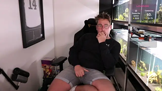 justinitt online show from 03/10/25, 10:02