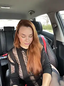 Snapshot of Kelley_Allie chatting on 12/18/25, 12:55 Kelley Allie online show from 12/18/25, 12:55