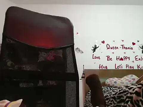 thamara226 online show from 02/27/25, 07:58